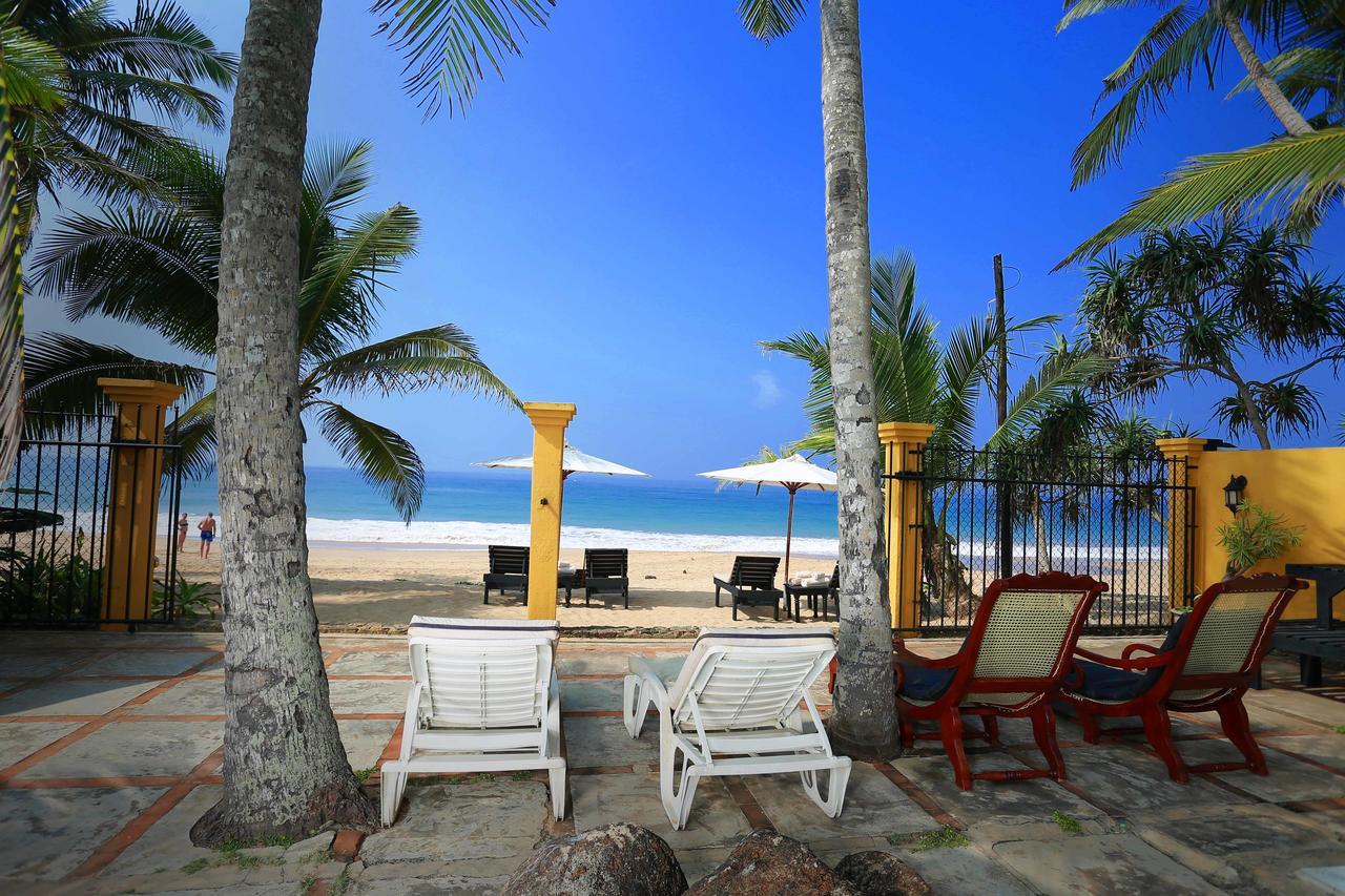 Villa Kusum Hikkaduwa Bagian luar foto