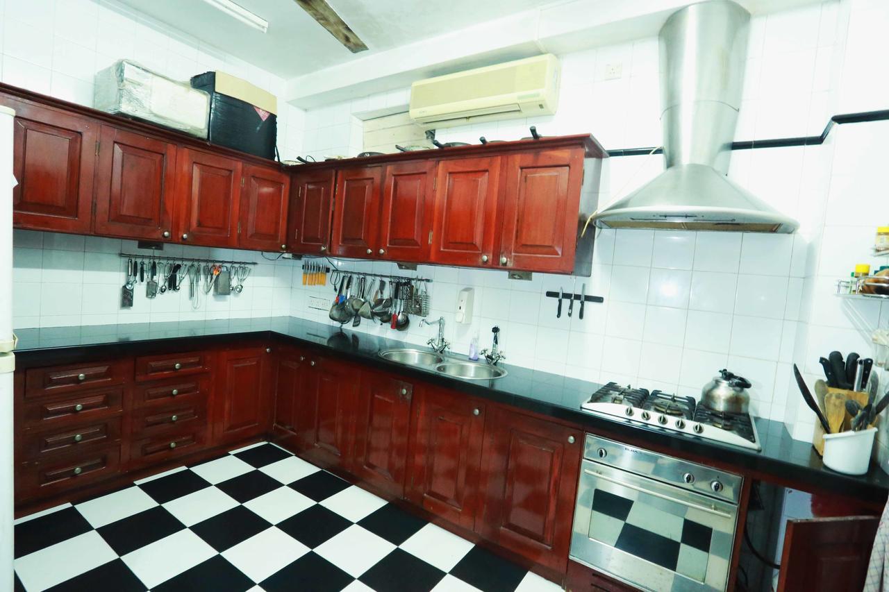Villa Kusum Hikkaduwa Bagian luar foto