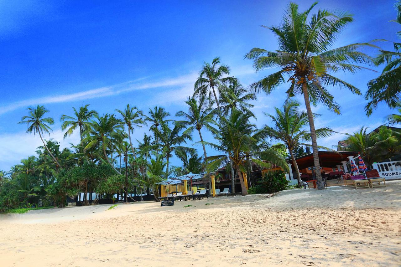 Villa Kusum Hikkaduwa Bagian luar foto