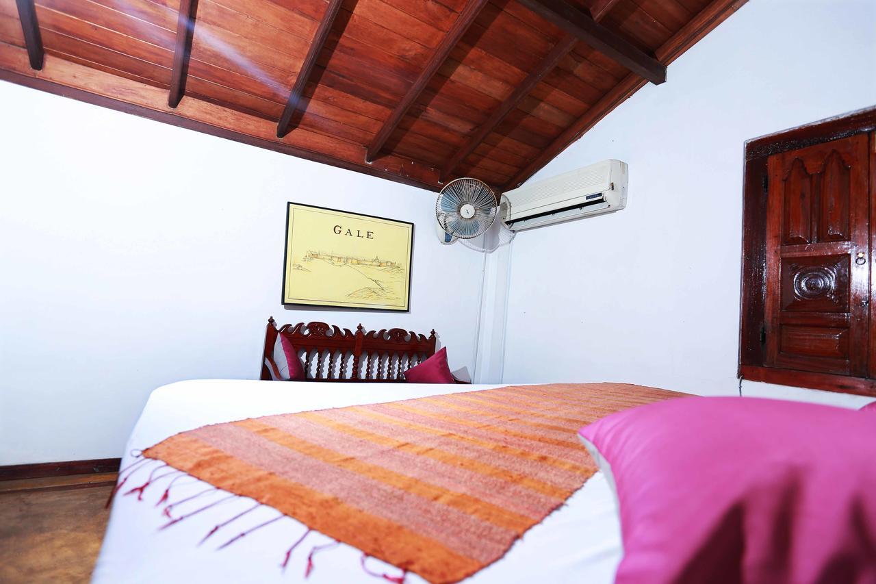 Villa Kusum Hikkaduwa Bagian luar foto
