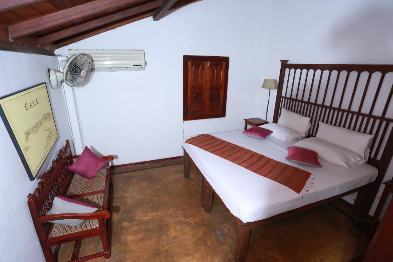 Villa Kusum Hikkaduwa Bagian luar foto