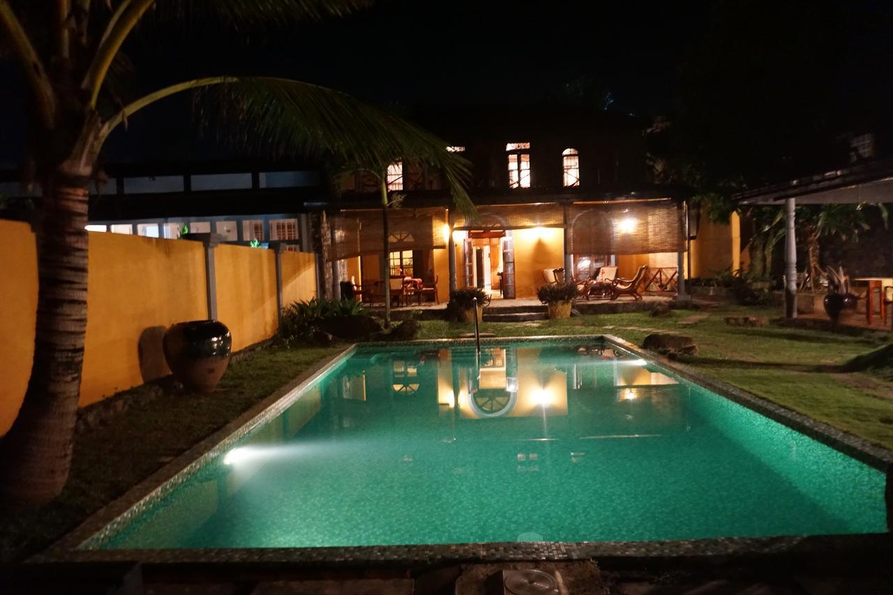 Villa Kusum Hikkaduwa Bagian luar foto