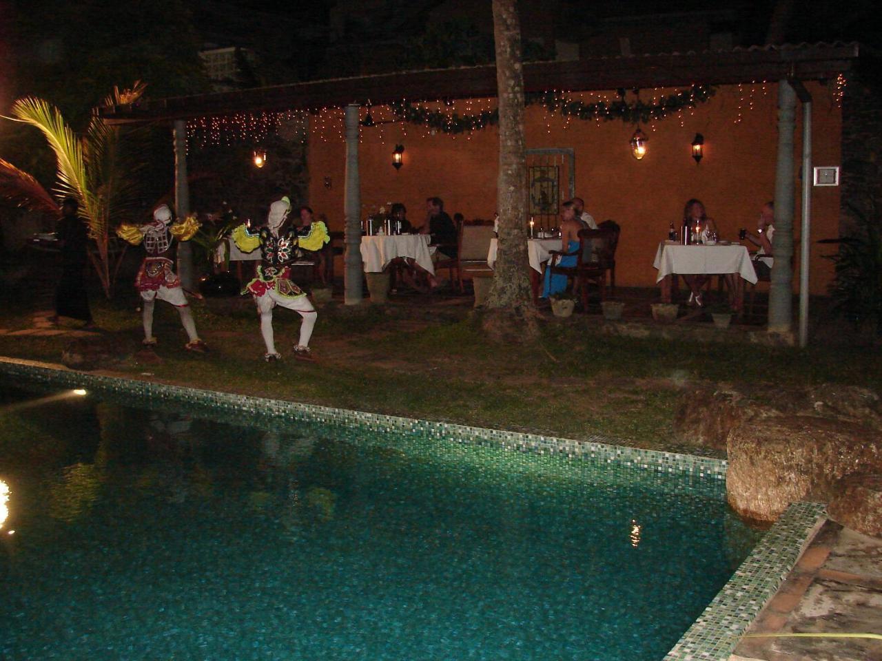 Villa Kusum Hikkaduwa Bagian luar foto