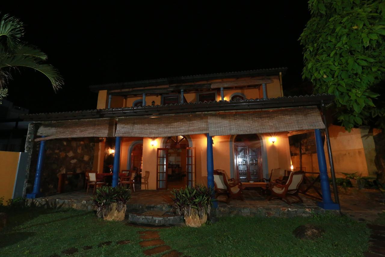 Villa Kusum Hikkaduwa Bagian luar foto